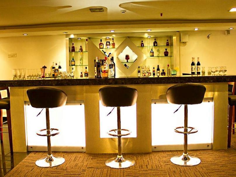 Hotel Marina Inn Egmore Ченай Екстериор снимка